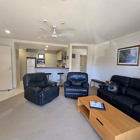 Beachpoint Apartments Ohope Exterior foto